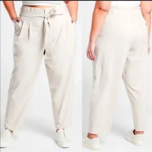 NWT Athleta Skyline II Abalone Gray Size 18